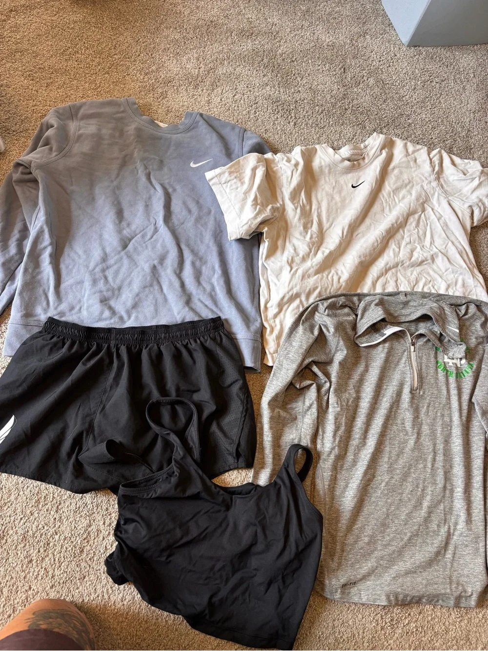 Nike Women's Mixed Tops & Tank Lot - Black, Light Blue, White, Gray